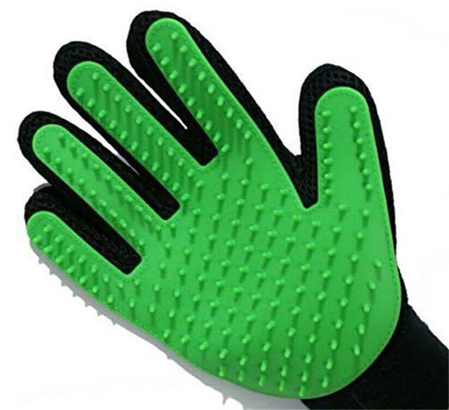 Pet Grooming Glove – Gentle Deshedding & Fur Removal